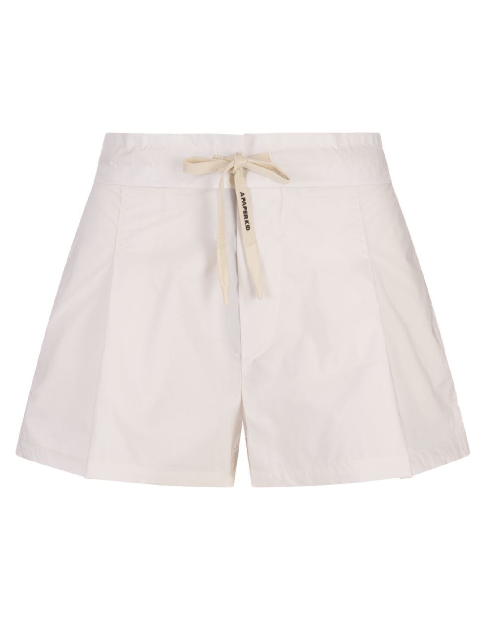 A PAPER KID Shorts & Bermudashorts Damen Weiß von A PAPER KID