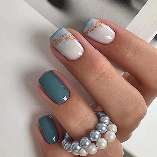 AKOFIC 24 Stück Press on Nails Kurz, French Ballerina Acryl Künstliche Nägel, Nägel Zum Aufkleben mit Jelly Nagelkleber, Fake Nails für Frauen Mädchen (Blau Glänzende Pailletten) von AKOFIC