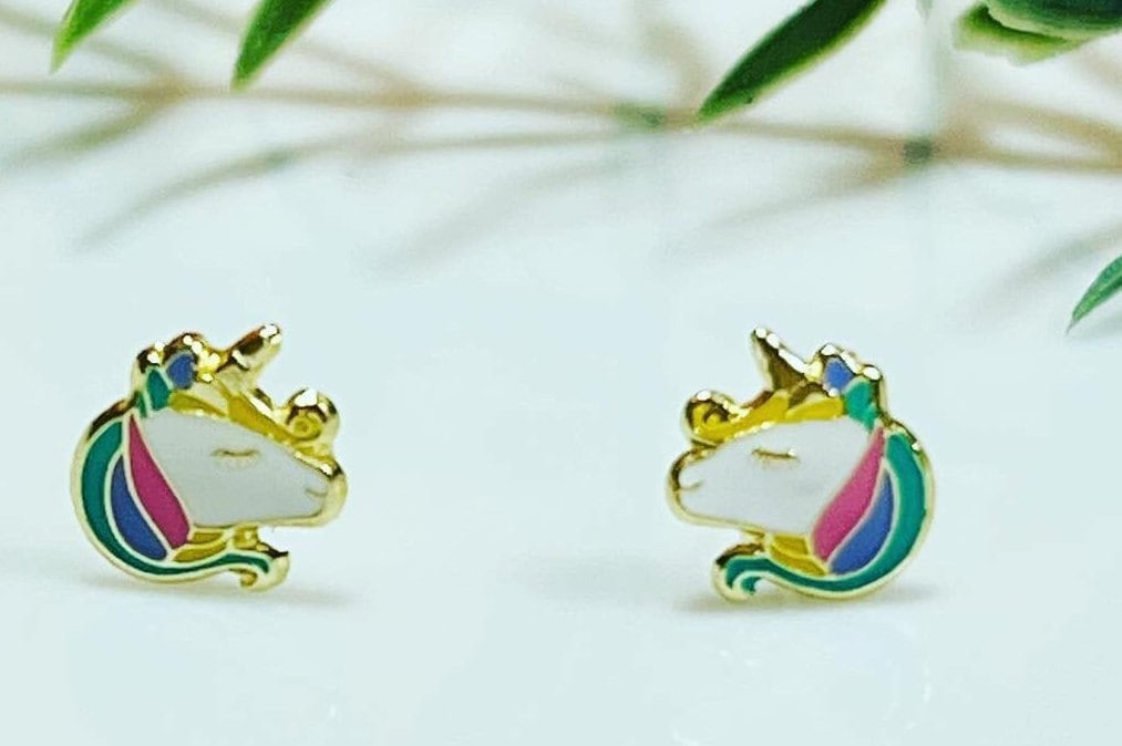 10-Karätige Goldene Einhorn-Ohrringe, Baby-Goldohrringe, Einhorn-Ohrstecker Für Kinder, Einhorn-Ohrringe Mit Schraubverschluss Mädchen, Geschenk von AMORETI