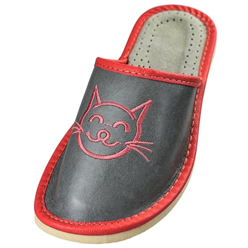 APREGGIO - Hausschuhe Damen Leder - Feste Gummisohle - Schuhe für zu Hause - Mit einer Katze bestickt - Handgefertigt Pantoffeln Damen - Größe 39 - Grau Pink von APREGGIO