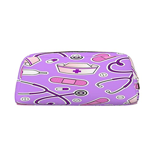 Große Kapazität Leder Federmäppchen Cartoon Medizin Muster Schreibwaren Bleistift Tasche Make-up Tasche Tragbare Büro Schreibwaren Tasche für Teens Mädchen Erwachsene, Krankenschwester-Muster, Violett, Pencil Bag, Kosmetikkoffer von ASEELO