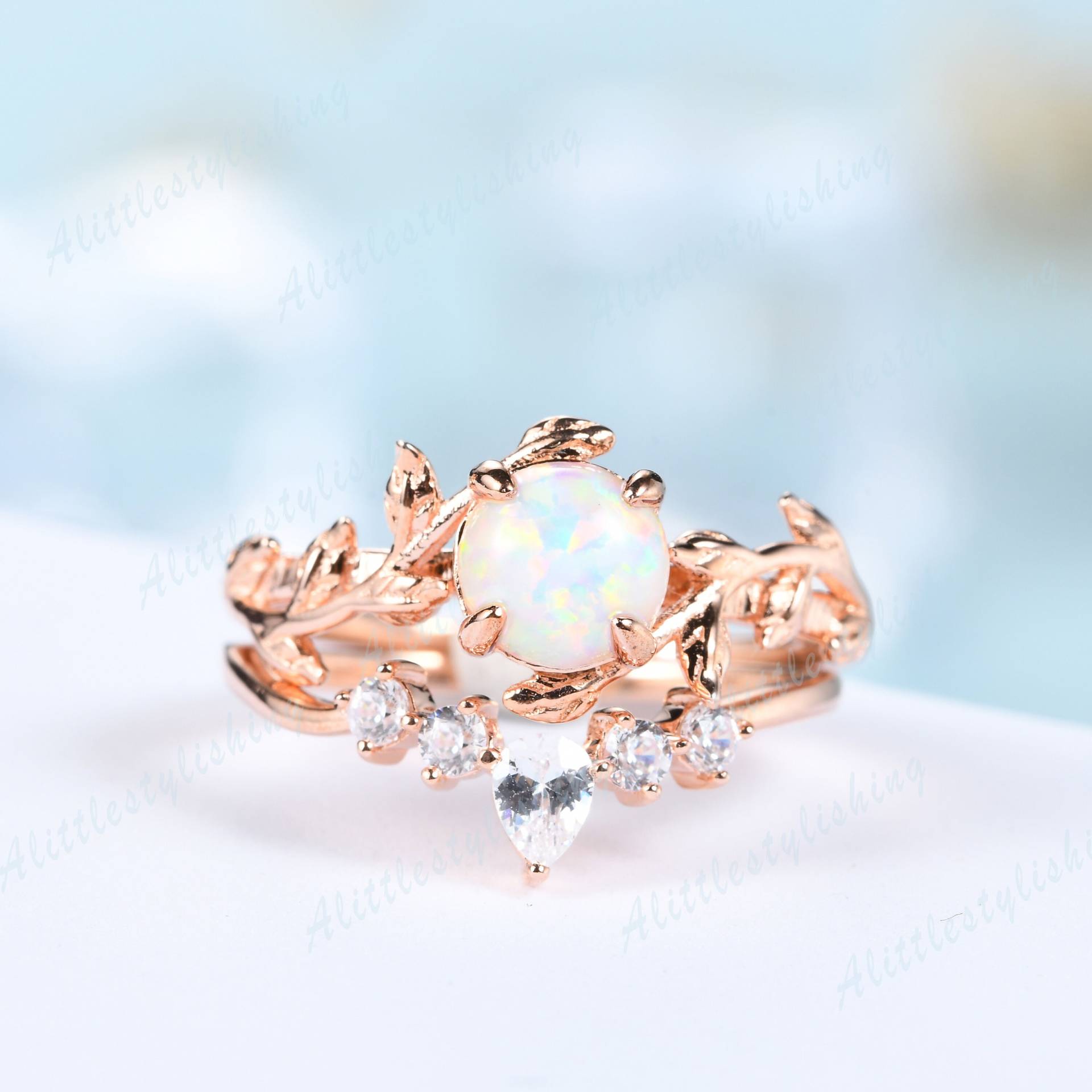 Opal Braut Set Vintage Blatt Verlobungsring Natürliche Inspirierte Ring Einzigartige Rose Gold Vine Ringe Für Frauen Kurve Ehering von Alittlestylishing