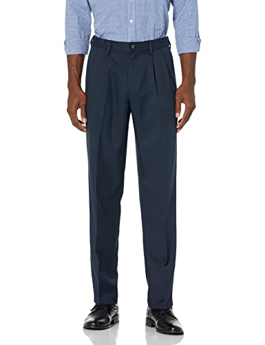 Amazon Essentials Herren Anzughose mit Falte und Erweiterbarem Bund, Klassisch Geschnitten, Marineblau, 28W / 32L Amazon Essentials Herren Anzughose mit Falte und Erweiterbarem Bund, Klassisch Geschnitten, Marineblau, 28W / 32L von Amazon Essentials