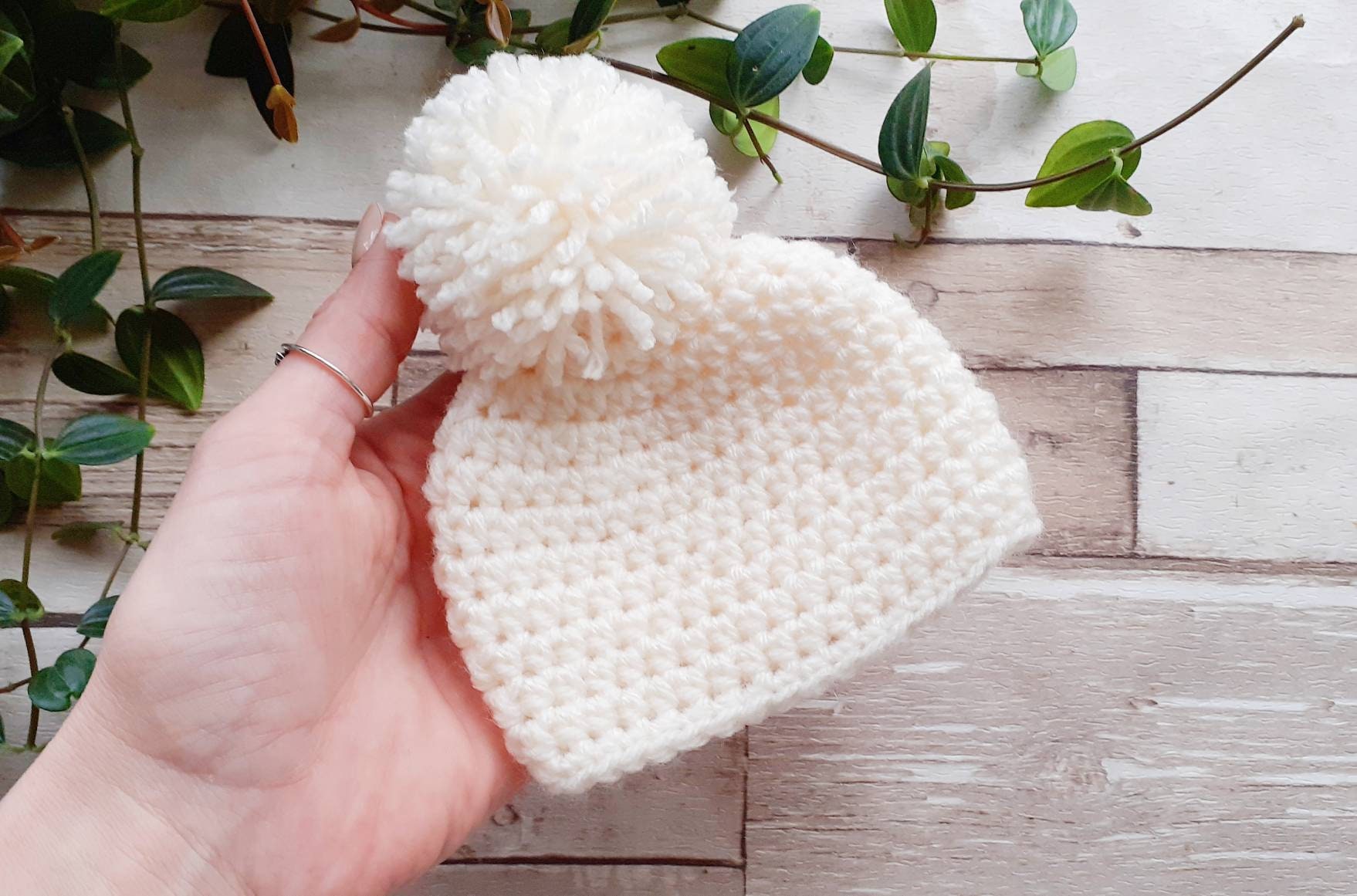 Frühchen Baby Mütze, Winzige Creme Gestrickte Beanie Hand Gestrickt Tragen. Uk Verkäufer, Neue Babygeschenke. 22-26cm Kopf. Unisex von AngelsAndLullabies