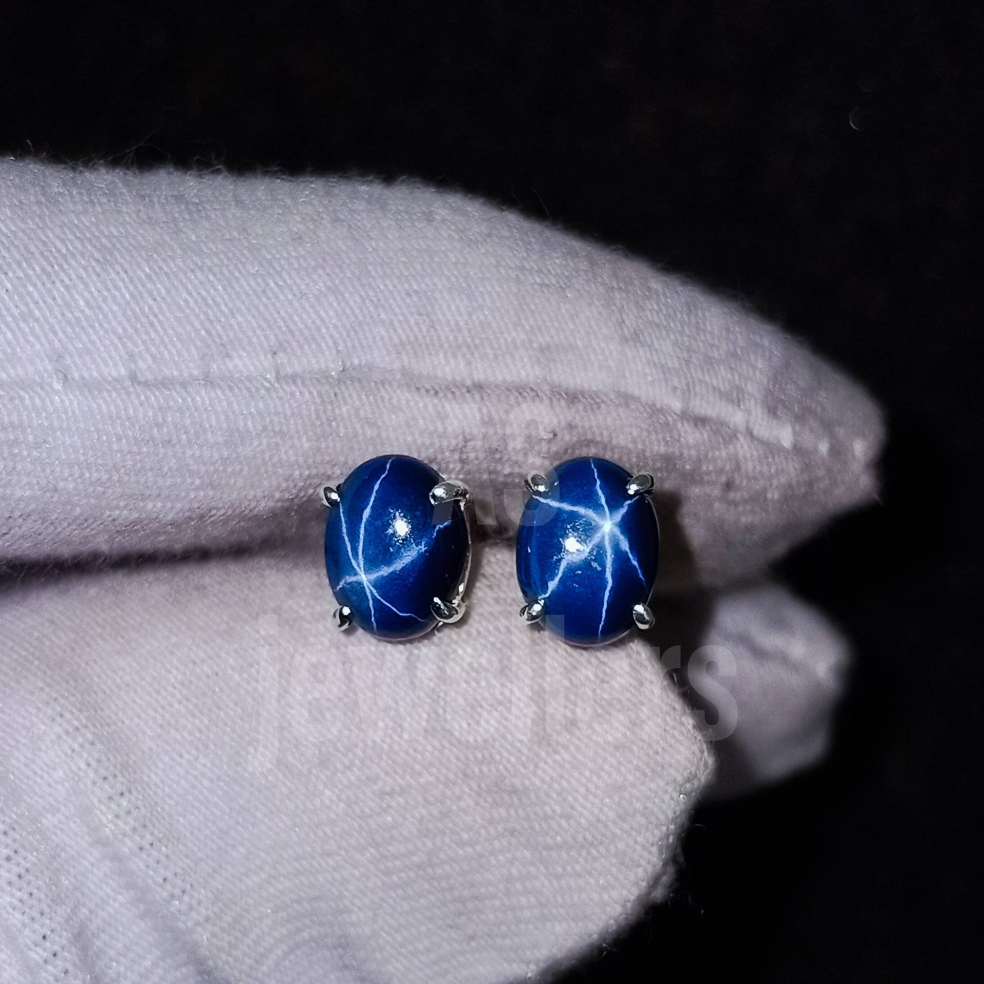 Oval Blue Star Saphir Ohrringe Zierliche Lindy 925 Sterling Silber Ohrstecker Brautjungfer Geschenke Geburtstag Für Sie von AsJewelersJaipur