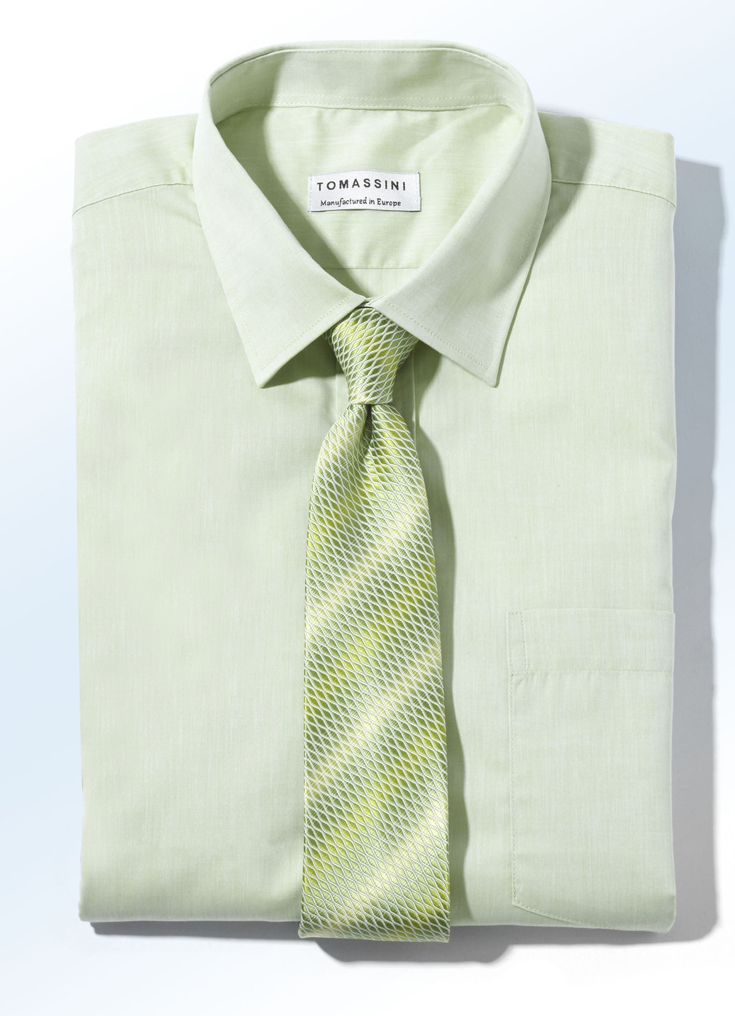 Hemd mit Kentkragen in 5 Farben und 2 Ausführungen, Länge Kurzarm, Lindgrün, Größe 38 von BADER