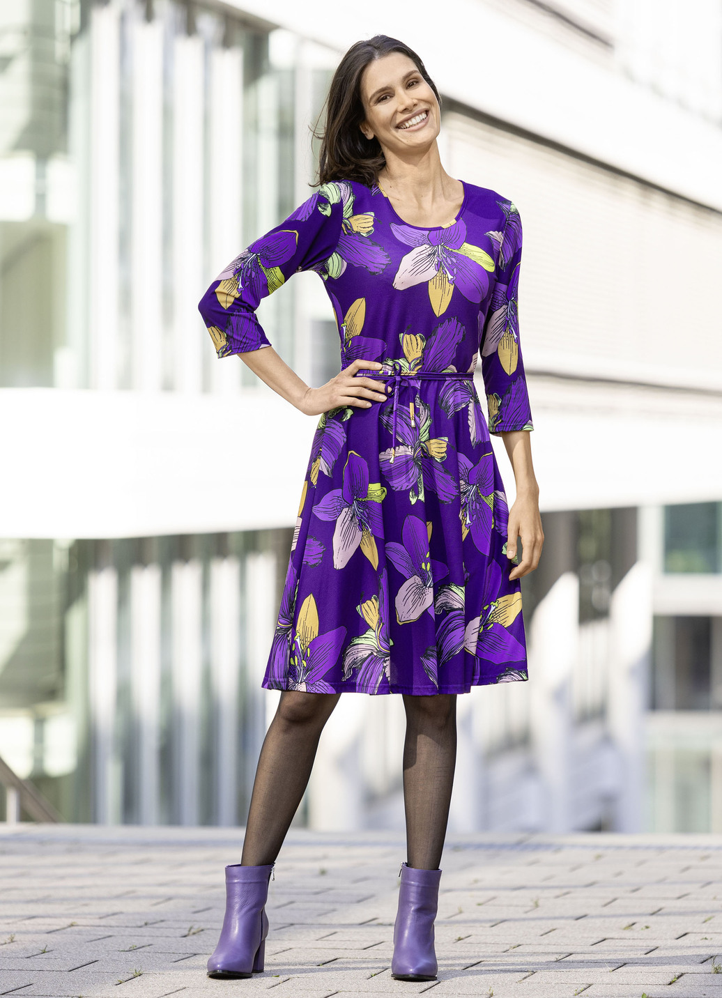 Kleid mit Bindegürtel, Lila-Grün-Bunt, Größe 42 von BADER