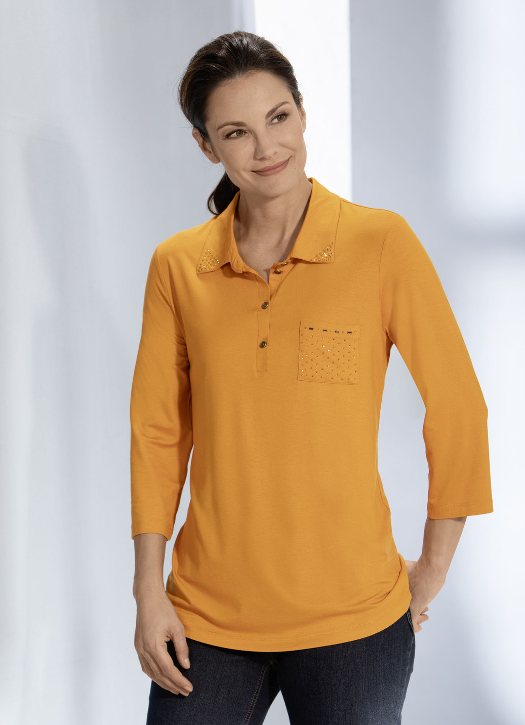 Poloshirt mit Strasszier am Polokragen in 3 Farben, Mandarine, Größe 48 von BADER
