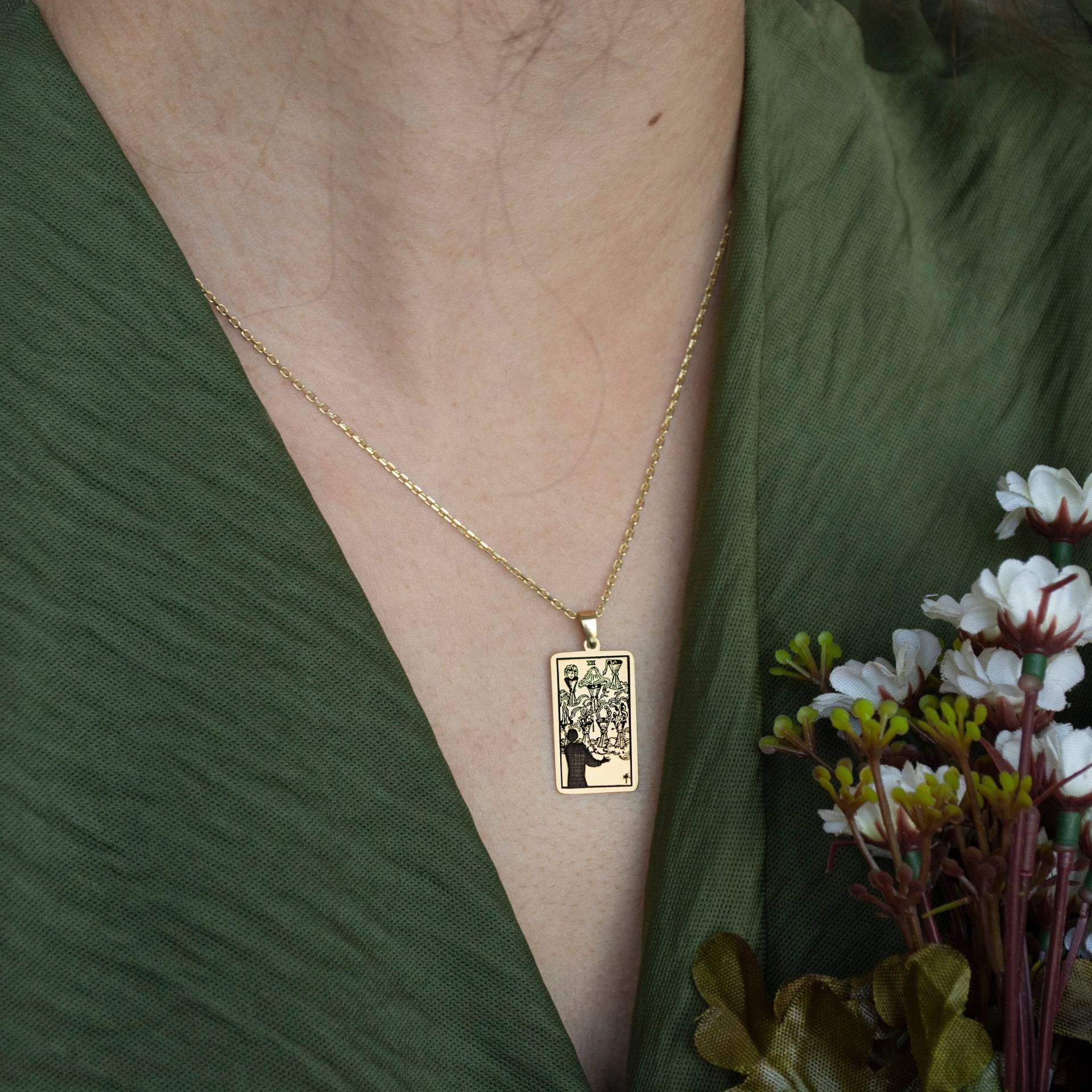 14K Echt Gold Tarot Schmuck - Seven Of Cups Karte Halskette Anhänger 10K Charm Geschenk Für Sie Mama Von Uluer Jewelry von BYDEMIRULUER