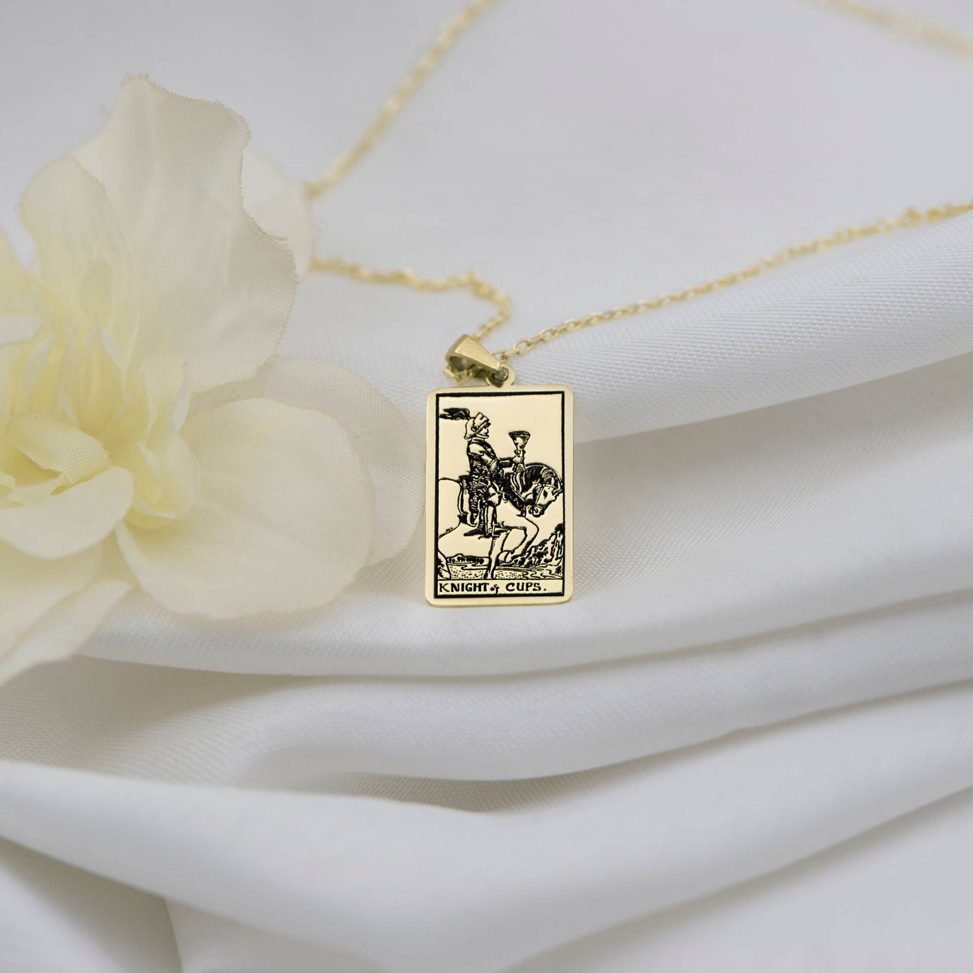 Tarot Tag - Knight Of Cups 14K Echtgold Halskette 10K Solid Gold Anhänger Zierlicher Schmuck Geschenk Für Sie Schwester Geschenke von BYDEMIRULUER