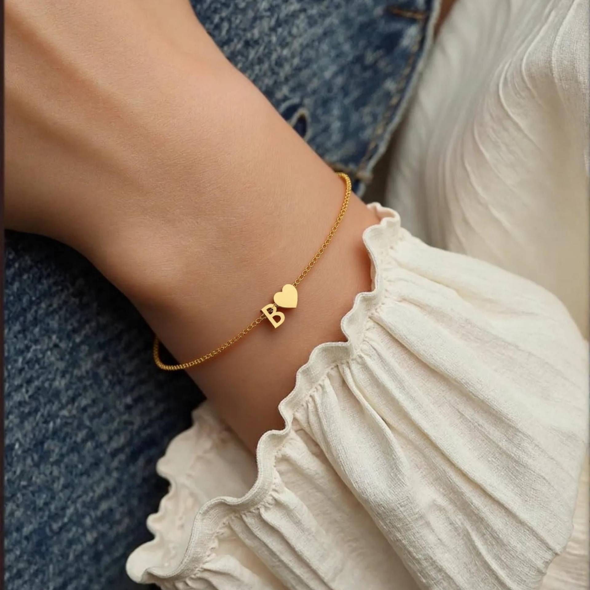 Initial Letter Bracelet, Bridesmaid Custom Couple Bracelets, Christmas Gift, Family Bracelet Initial Letter Bracelet, Bridesmaid Custom Couple Bracelets, Christmas Gift, Family Bracelet von BaronshopStudio