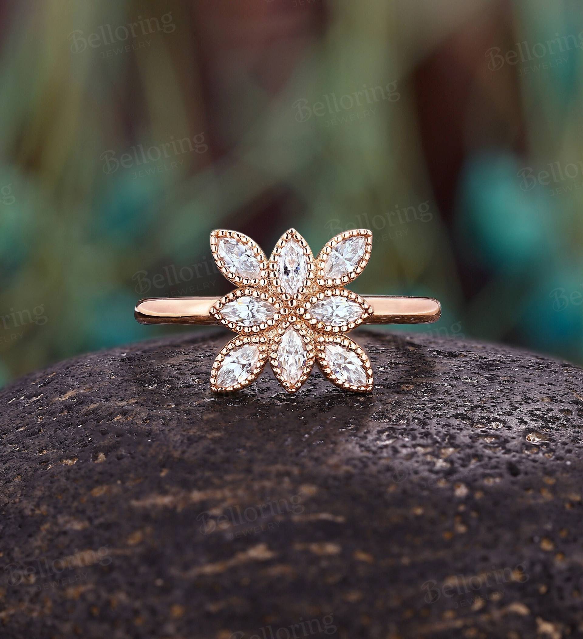 Handgemachter Marquise Cut Moissanite Natürlicher Diamant Verlobungsring Rose Gold Milgrain Ring Lünette Set Versprechen Einzigartige Tägliche Tragen von Belloring