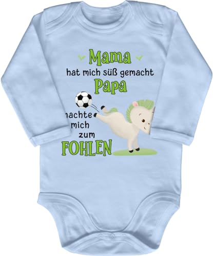 Blauer-Storch Baby Body in Hellblau Mama machte mich süß, Papa mich zum Fohlen Spruch Geschenk zum Geburtstag für kleine Borussisa Mönchengladbach Fans für Kleinkind Langarm Bio Baumwolle von Blauer-Storch