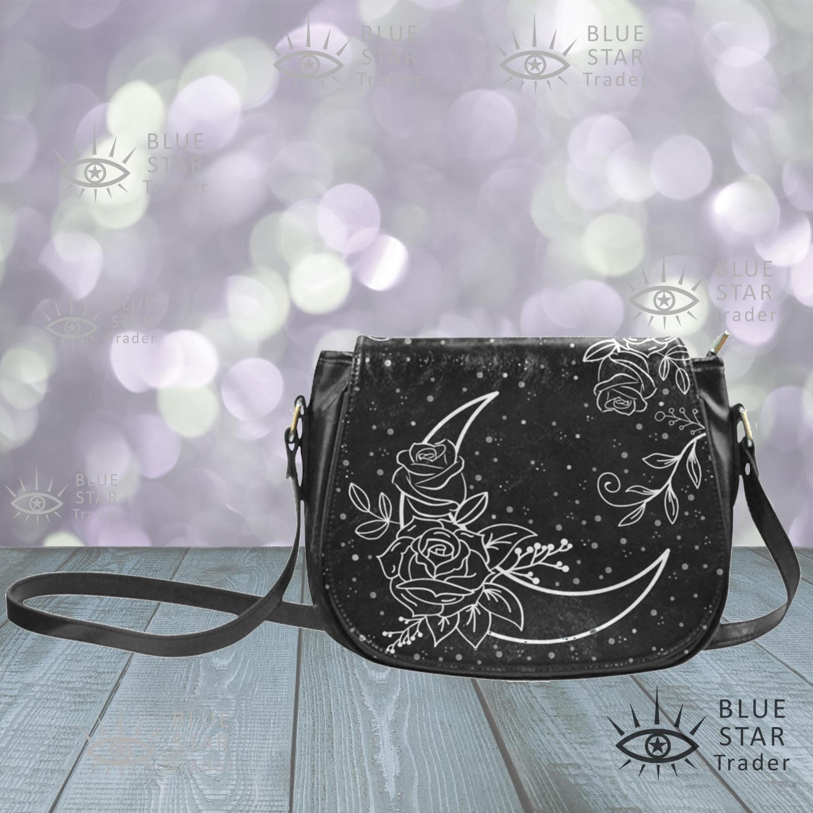 Crescent Moon Rosen Blumen Vegan Satteltasche Geldbörse | Schwarze Umhängetasche Florale Schultertasche Hexe Tasche von BlueStarTrader