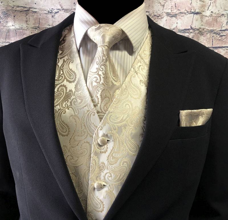 Beige Paisley Herren Weste Longtie Und Einstecktuch 3Er Set von BowieUSA