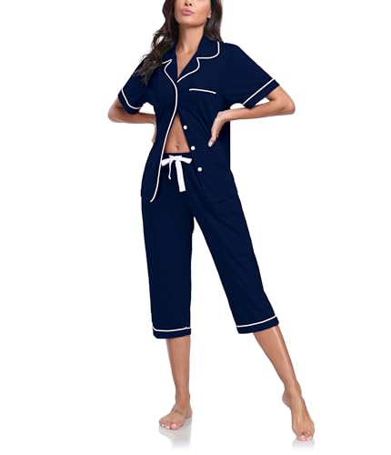 COLORFULLEAF 100% Baumwolle Damen Schlafanzug Sommer Kurz Zweiteiliger Pyjama Kurzarm Top und 3/4 Lange Capri Hose Nachtwäsche Set mit Knopf(Navy Blau,2XL) von COLORFULLEAF