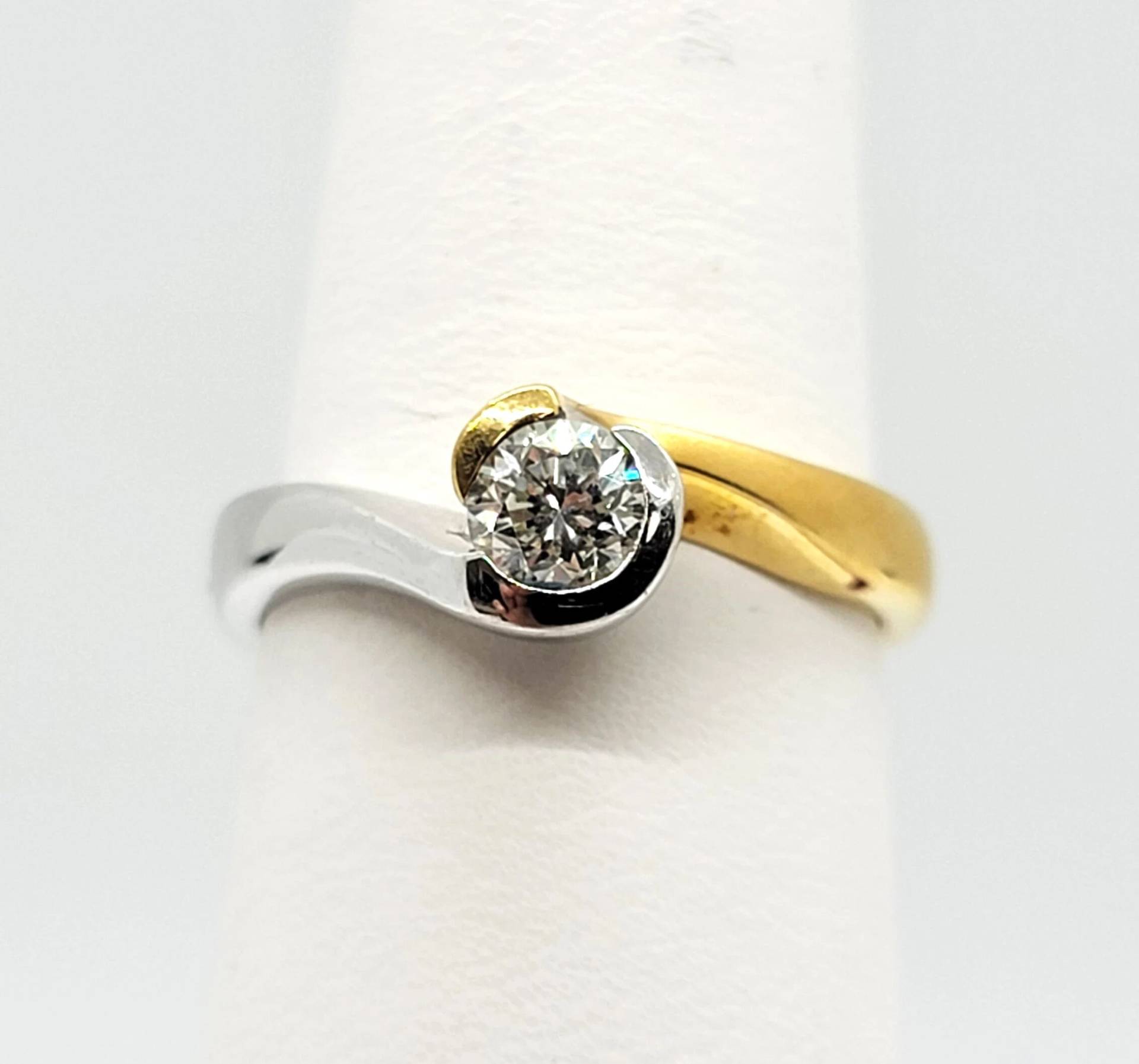 14K Two Tone Gold Diamant 0.30Ct Ring Größe 6.5 von ColorCoutureJewels