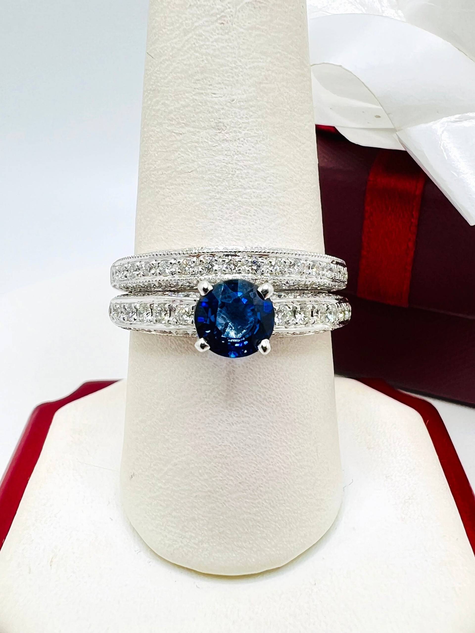 18K Weißgold Wärmebehandelter Blauer Saphir 1, 00 Ct & Diamanten 1, 20 Braut Verlobung, Ehering Set Ringgröße 8, 75 Circa von ColorCoutureJewels