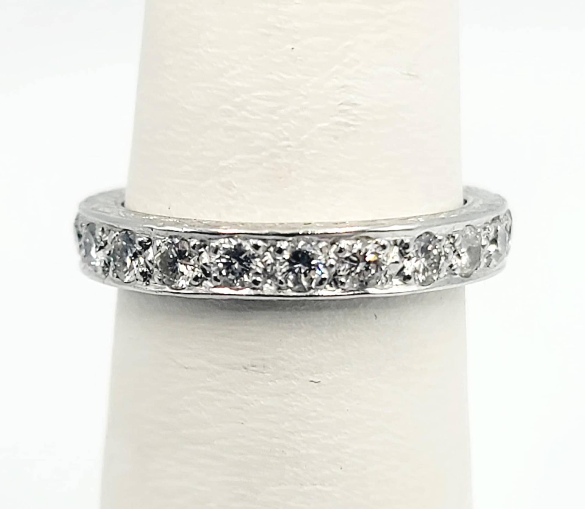 Platin Diamant 1.00Ct Verlobungsring Größe 5.25 von ColorCoutureJewels