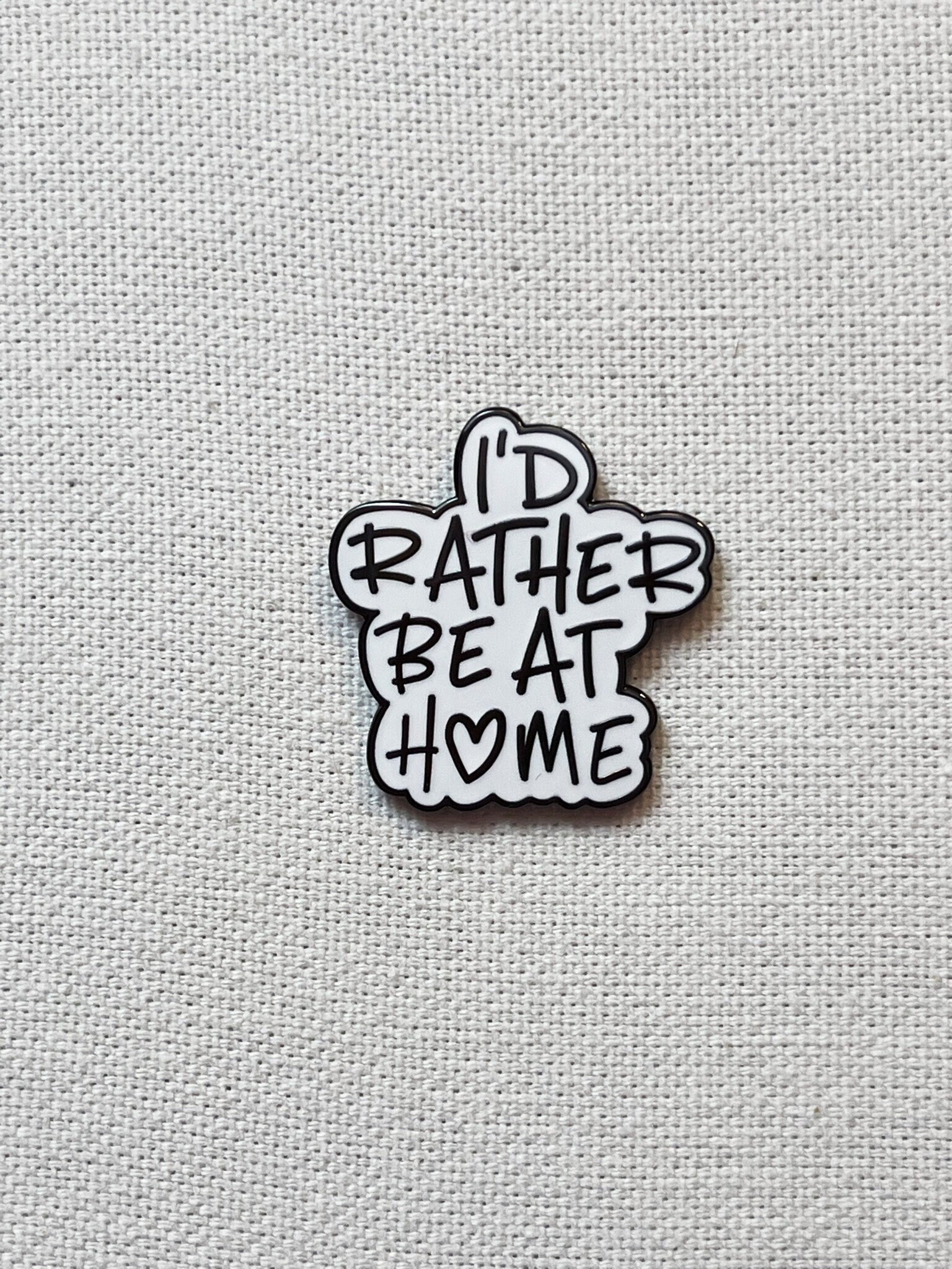 I'd Rather Be At Home Metall Emaille Pin Anstecker Introvertiert Humor von CosyIslandLiving