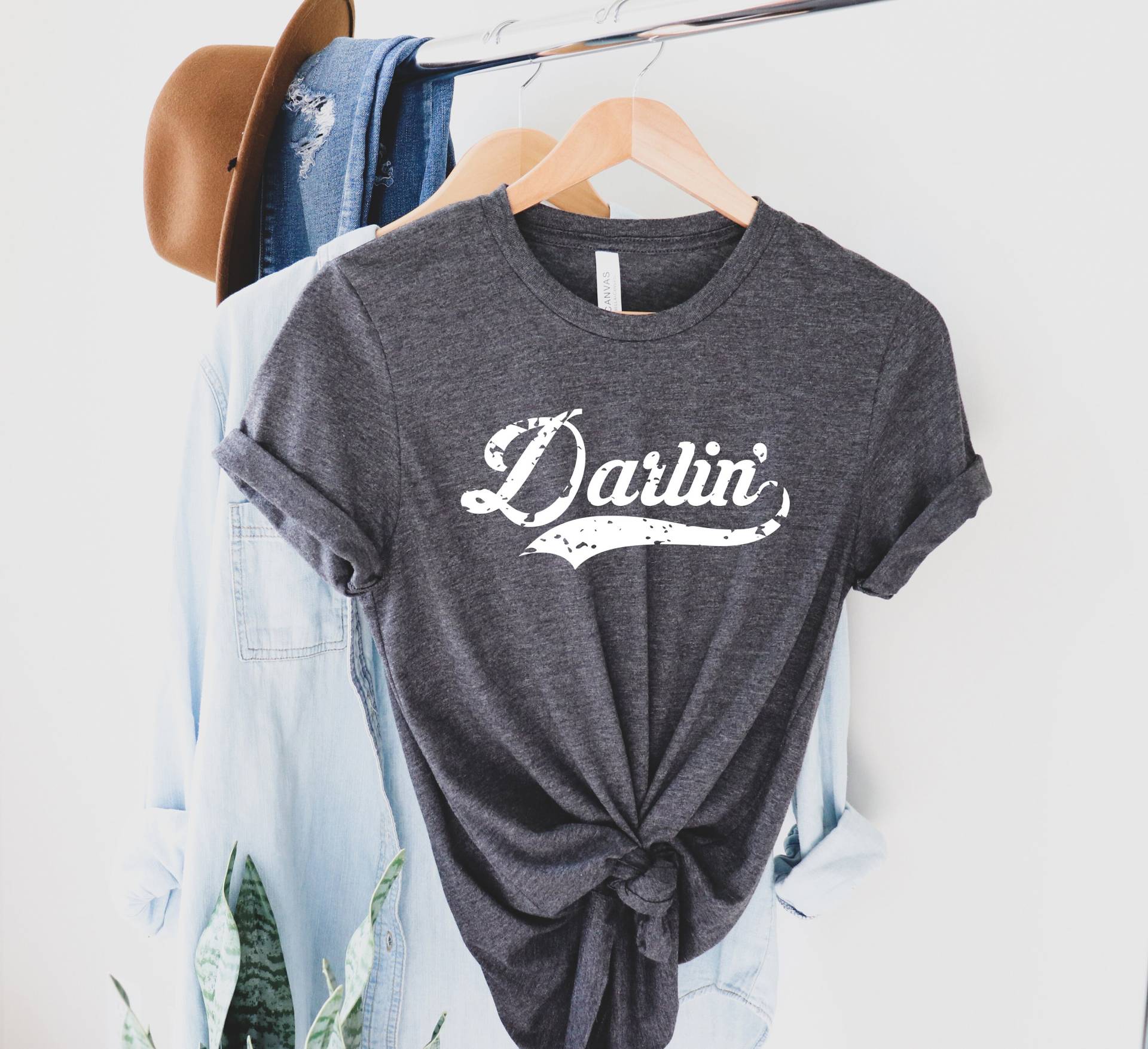 Darlin Shirt - Bella Canvas Country Music American Cowboy Girl Geschenk von CrocoRockoTees