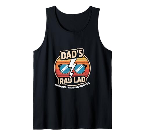Herren Dad's Rad Lad Retro Style Vaterschaft Zitat Papa Vatertag Tank Top Herren Dad's Rad Lad Retro Style Vaterschaft Zitat Papa Vatertag Tank Top von Custom Tee Designs