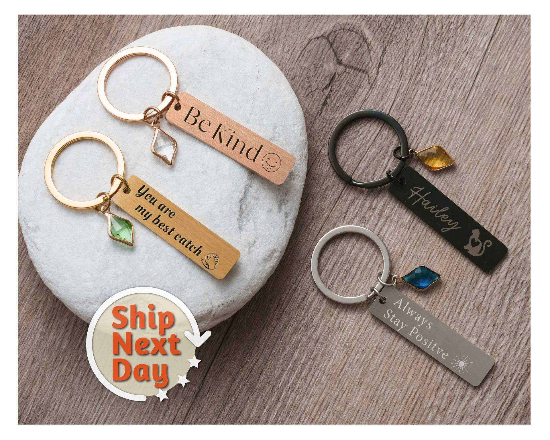 Personalisierter Schlüsselanhänger Aus Metall Mit Gravur | Valentinstagsgeschenk Für Ihn Personalisierte Geschenke Sie Drive Safe Geschenk Die von CustomHappinessShop