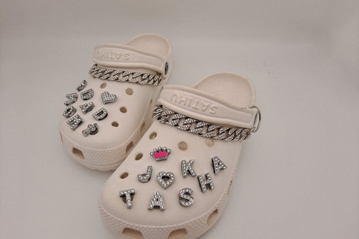 Personalisierte Bling Buchstaben Croc Charms Für Mädchen Glitzer Pin Schuh Charm Frauen Personalisierte Schmuck von Cutecorcideas