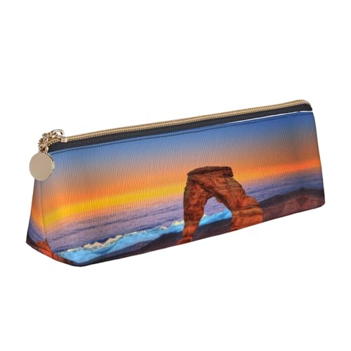 DNBCLEZK Arches National Park Federmäppchen für Mädchen und Jungen, bedrucktes Leder, niedlich, personalisierbar, weiß, Einheitsgröße, Taschen-Organizer von DNBCLEZK