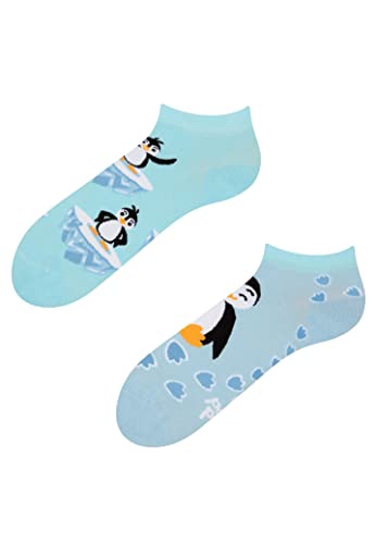 Dedoles Sneaker Socken Low Cut Füßlinge Unisex Damen Herren Baumwolle lustiges Design Geschenk links rechts verschieden, Farbe Blau, Motiv Fröhlicher Pinguin Knöchelsocken, Gr. 35-38 von Dedoles