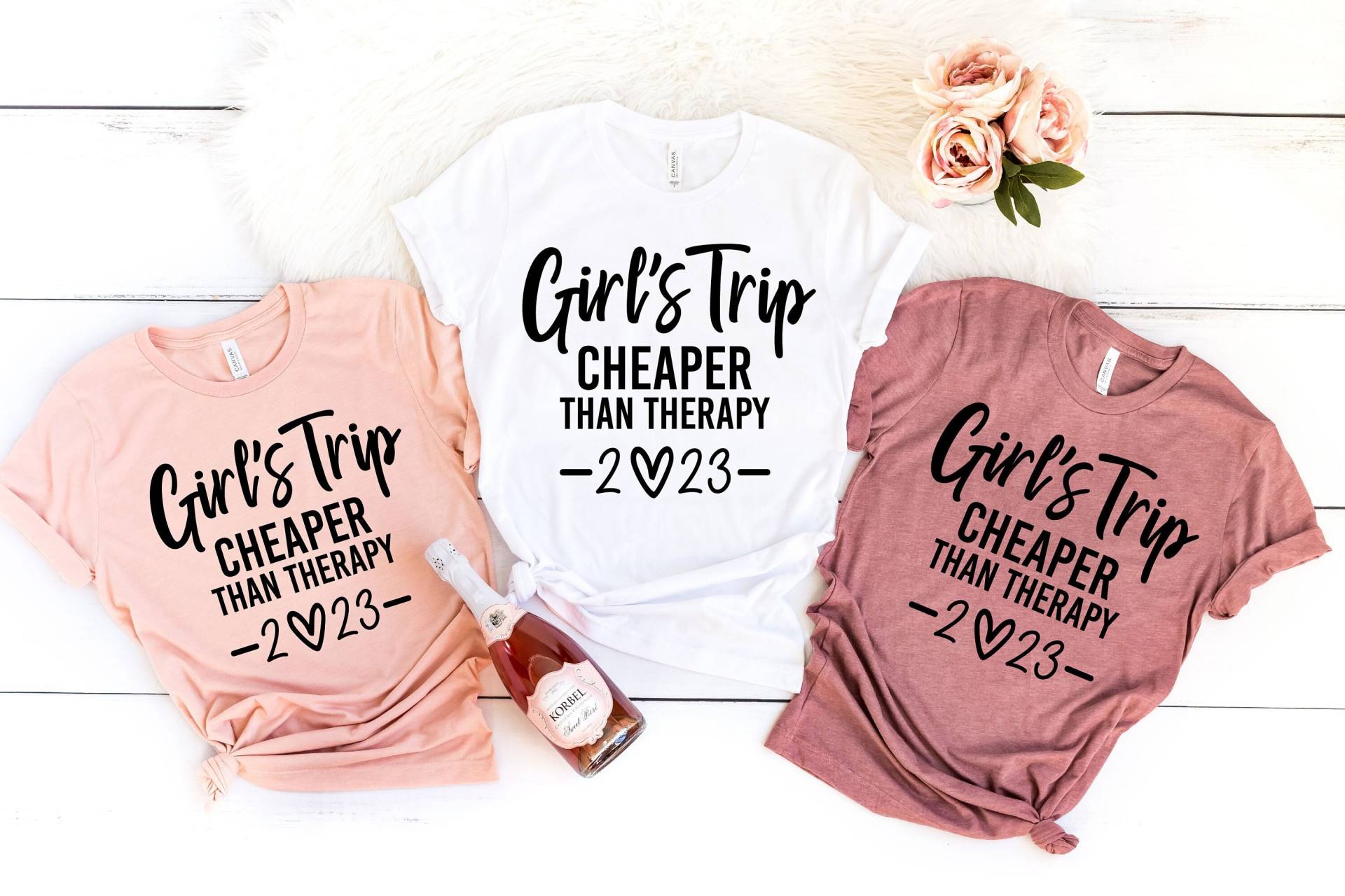 Girls Trip Cheaper Than Therapy Shirts, 2023 Shirt, Vacation T-Shirt, Matching, Camping Vacay Mode T-Shirt von DonkeyMonkeyDesign