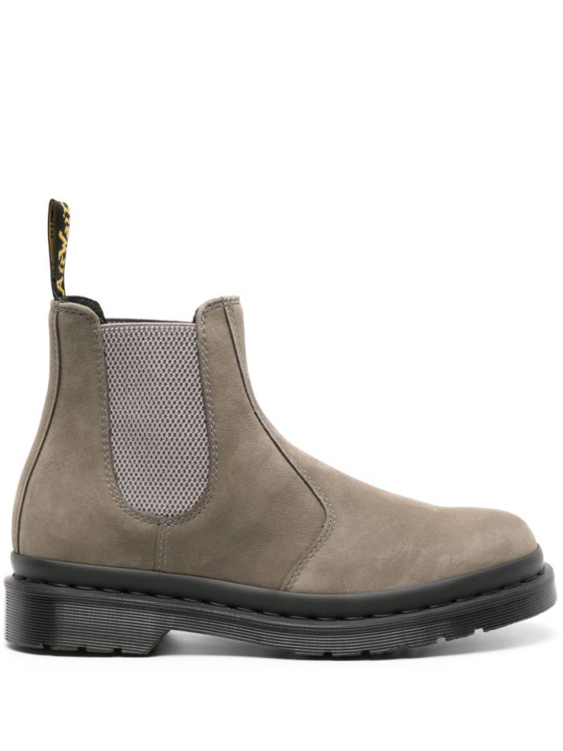 Dr. Martens 2976 Slip-On-Boots aus Wildleder - Grau von Dr. Martens