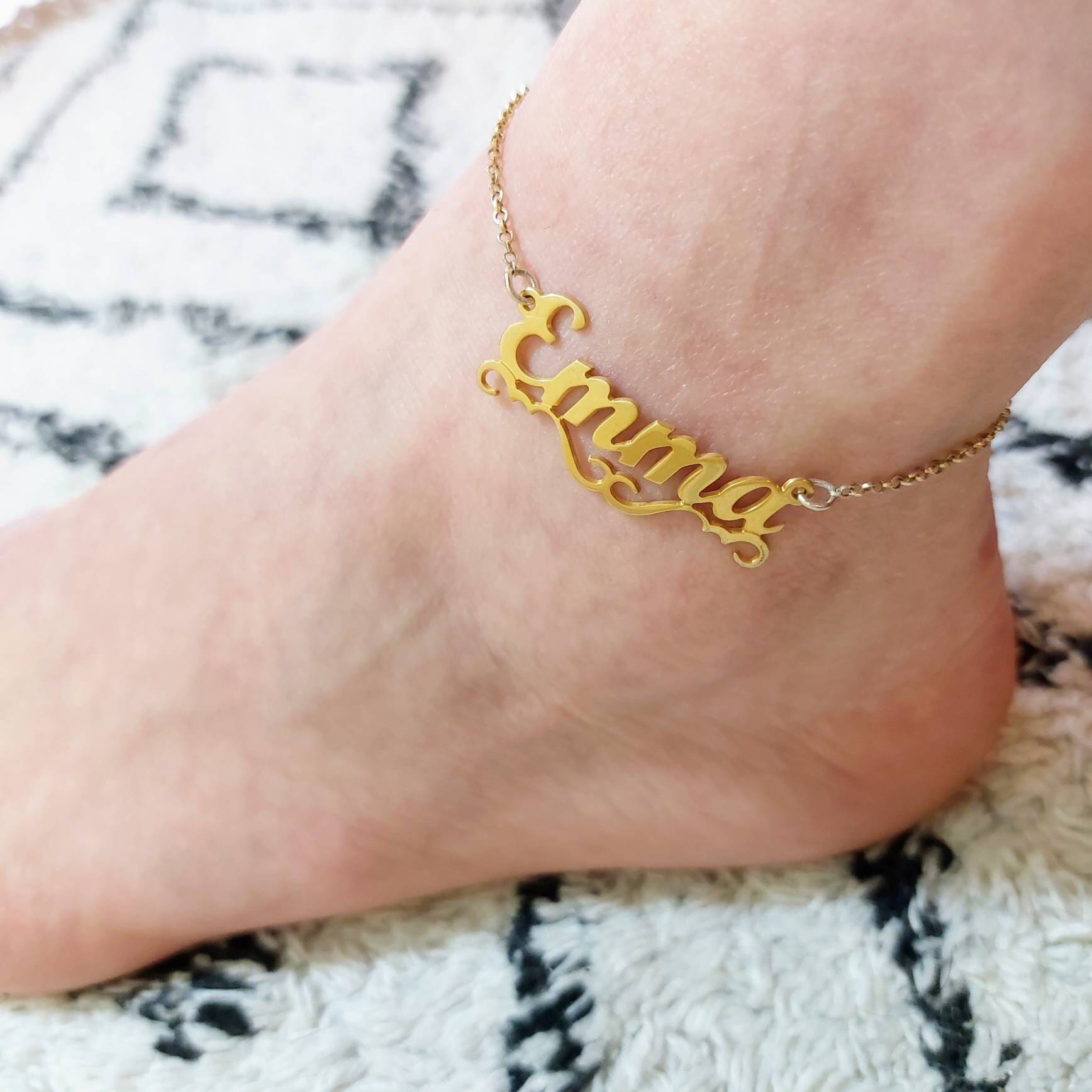 Zierliches Gold Fußkettchen - Individueller Name Namensschild Namensarmband Namens Geschenk Für Frau Schmuck Mit Namen Emma von ElianaBridal