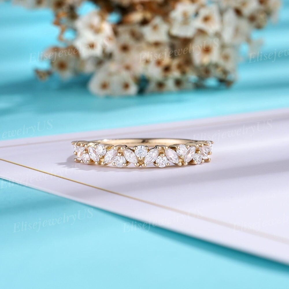 Marquise Cut Trauring Vintage Moissanite Ehering Massiv 14K/18K Gold Diamant Band Passender Für Frauen Versprechen Geschenk von EliseJewelryUS