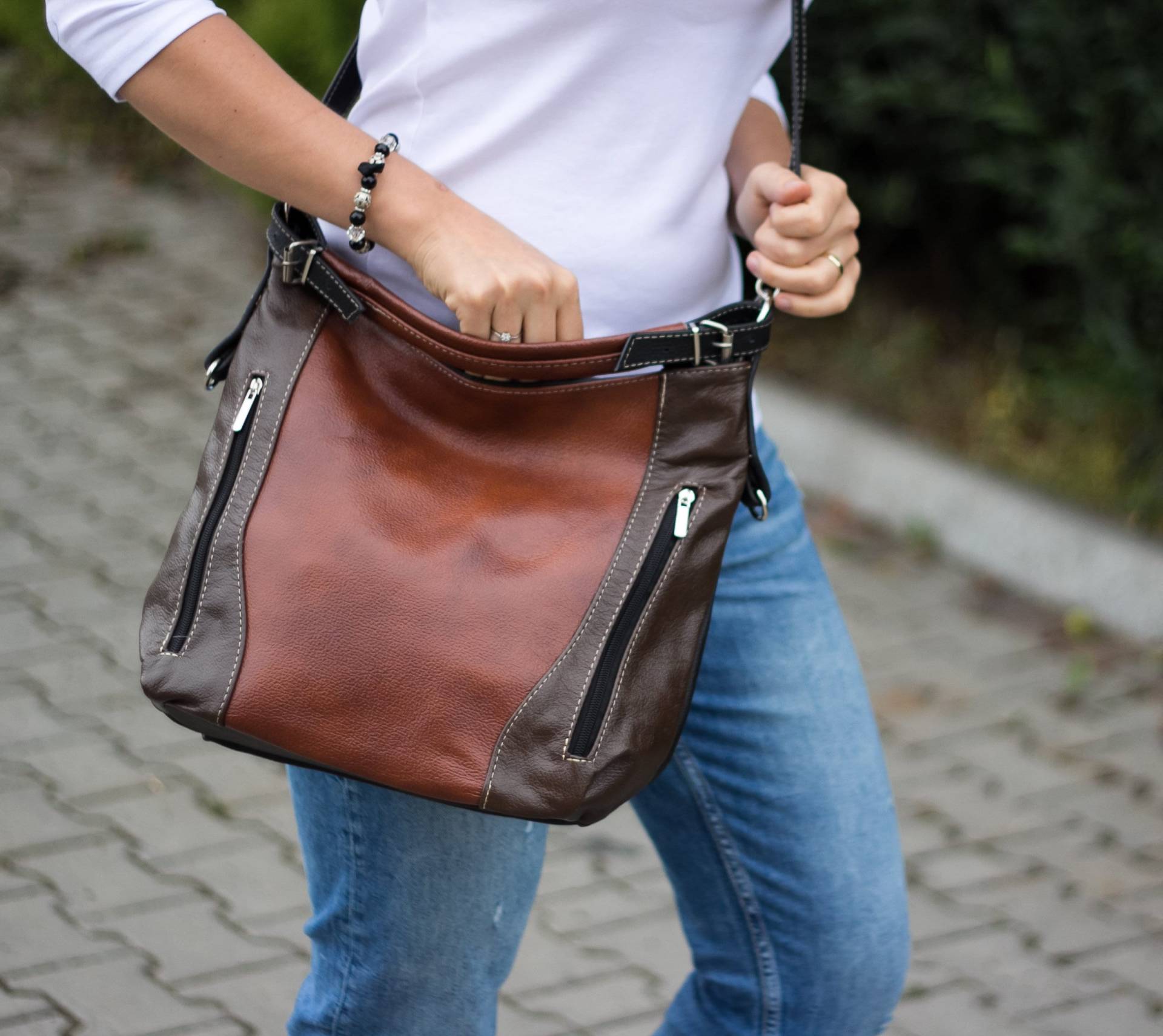 Braune Leder Hobo Tasche - Schultertasche Crossbody Geldbörse Für Frauen Handtasche Aus Leder, Cognac von FlouBag