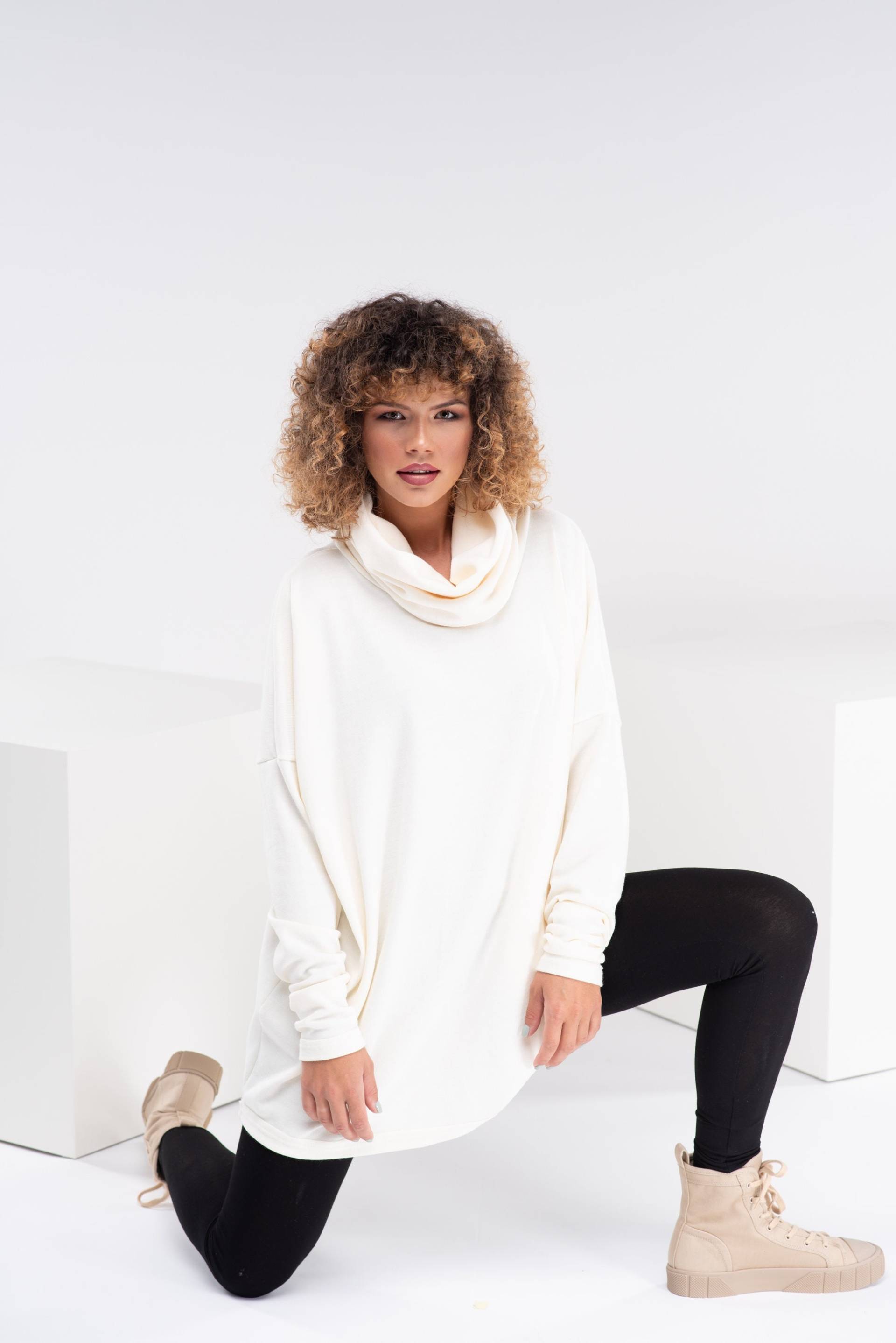 Looppullover, Lockerer Strickpullover, Wolle Plus Size Tunika, Rollkragenpullover Frauen, Edgy Kleidung von Fraktura