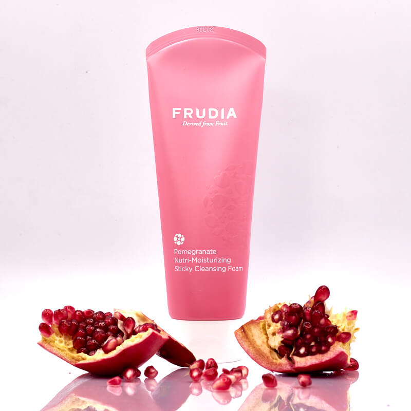 Frudia Pomegranate Nutri Moisturizing Sticky Cleansing Foam von Frudia