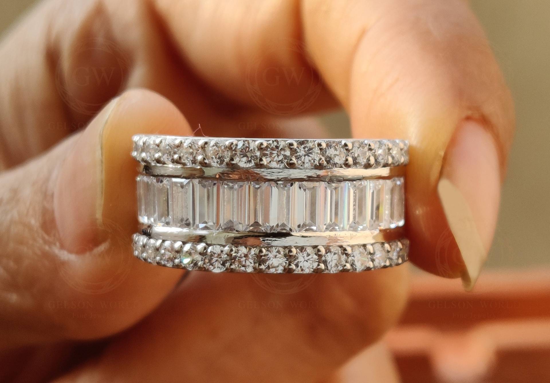 Halbe Ewigkeit Baguette Ehering/10 Mm Breites Band Jahrestag Geschenkring Sterling Silber Statement Ring von GelsonWorld