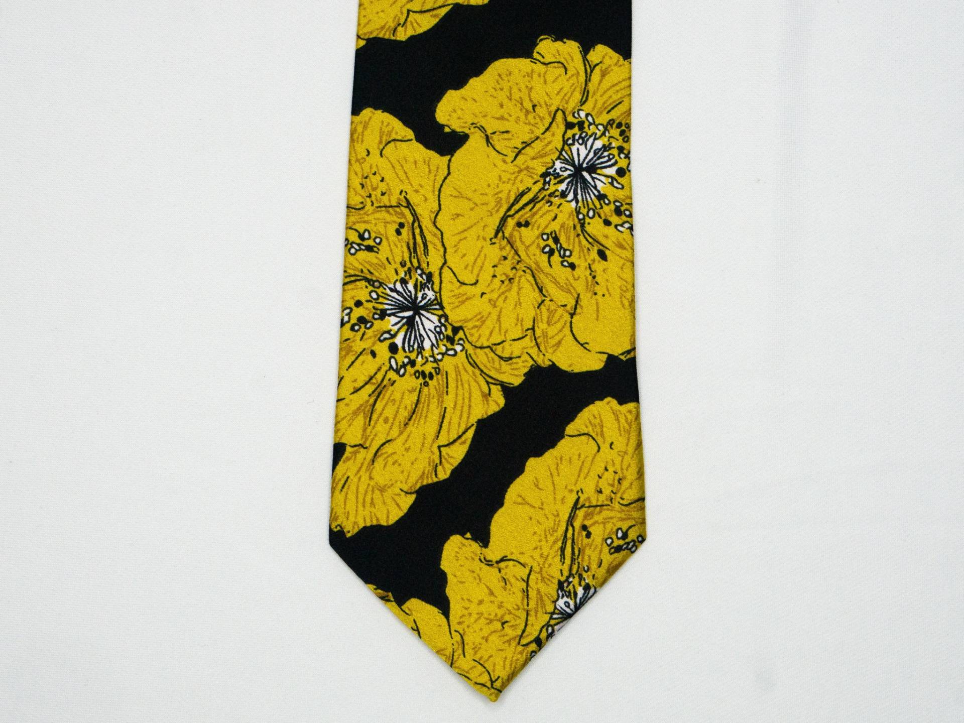 Schwarze Blumen Krawatte Gelb Große Muster Für Männer Bräutigam Groomsmen Hochzeit Tag Sommer Party von GentlemensEra