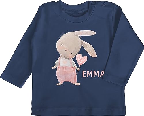 Baby Langarmshirt - Mädchen Hase Rabbit Häschen Langohr Süße Hasen - 12/18 Monate - Navy Blau - Babygeschenk personalisierte Geschenke für hasenliebhaber babyshirts personalisiertes Shirt Name von Geschenk mit Namen personalisiert by Shirtracer