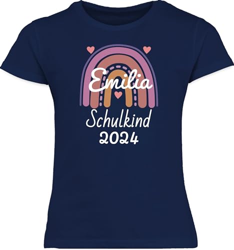 T-Shirt Mädchen - Einschulung - Schulkind 2024 Boho Regenbogen - 116 (5/6 Jahre) - Navy Blau - Tshirt First Day of School Schulanfang so Sieht EIN aus t Shirt schulkinder Geschenke von Geschenk mit Namen personalisiert by Shirtracer