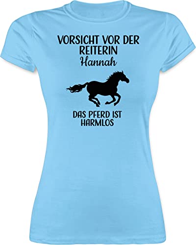 Shirt Damen - Pferde - Vorsicht vor der Reiterin - Name - das Pferd ist harmlos - M - Hellblau - und Geschenke für personalisierte pferden mädchen Bilder Geschenk+für+pferdeliebhaber Frau Reiter von Geschenk mit Namen personalisiert by Shirtracer