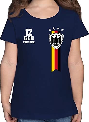 T-Shirt Mädchen - 2024 Fussball EM Fanartikel - Germany WM Fan Deutschland - 152 (12/13 Jahre) - Dunkelblau - Tshirt Kinder für fußball Adler Shirt Kind t personalisierte Geschenke von Geschenk mit Namen personalisiert by Shirtracer