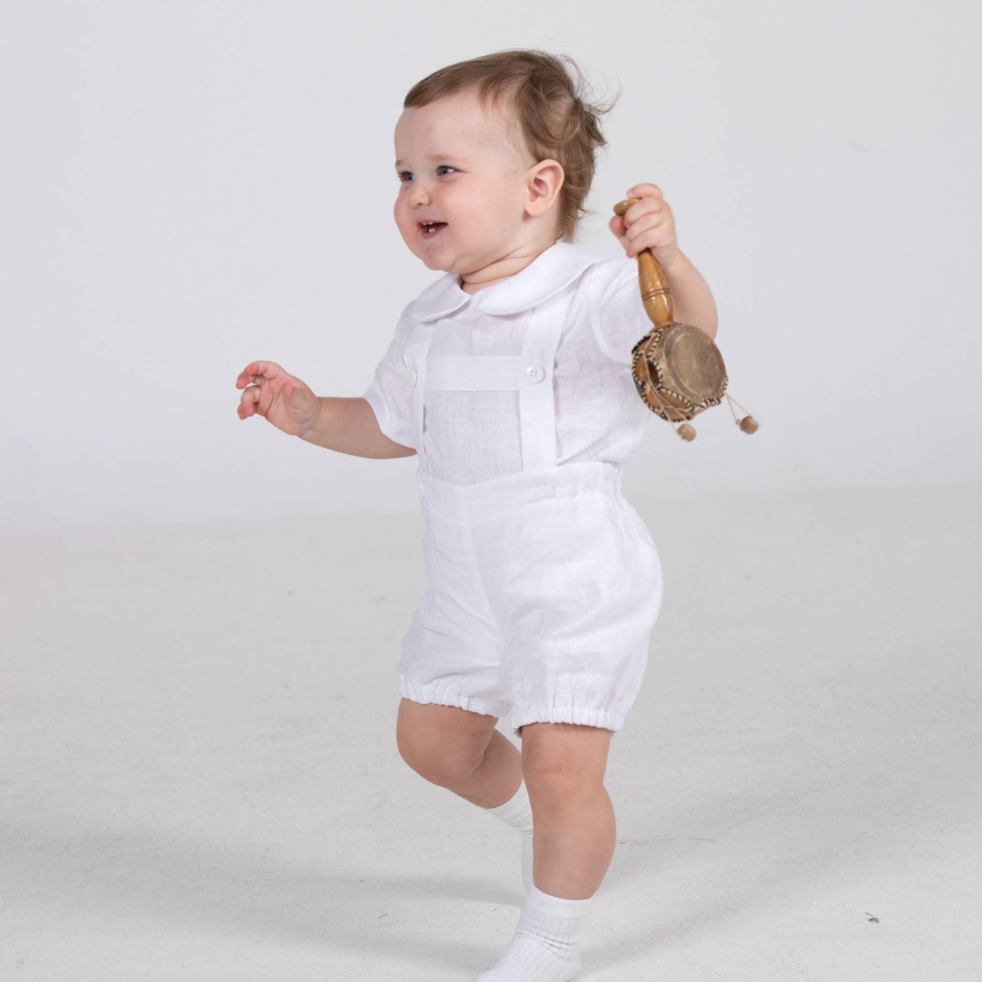 Taufausstattung, Baby Jungen Weiße Leinen Shorts Pumphose+Hosenträger, Säugling Erbstück Anzug, Überhose, Hemd Mit Peter Pan Kragen von Graccia