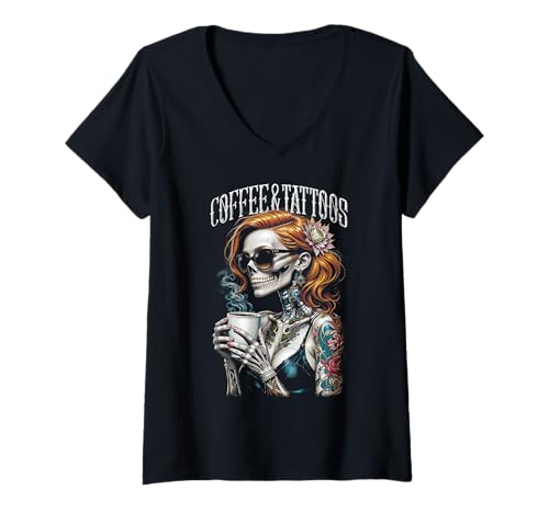 Damen Kaffee und Tattoos Gothic Tattooed Skelett Mädchen Tattoo Tinte T-Shirt mit V-Ausschnitt Damen Kaffee und Tattoos Gothic Tattooed Skelett Mädchen Tattoo Tinte T-Shirt mit V-Ausschnitt von Grandio Design Tattooed Inked Tattoo Artist Gifts
