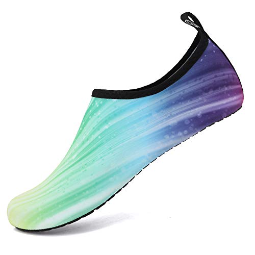 HMIYA Badeschuhe Strandschuhe Wasserschuhe Aquaschuhe Schwimmschuhe Surfschuhe Barfuß Schuhe für Damen Herren(Farbverlauf Grün,44-45 EU) von HMIYA