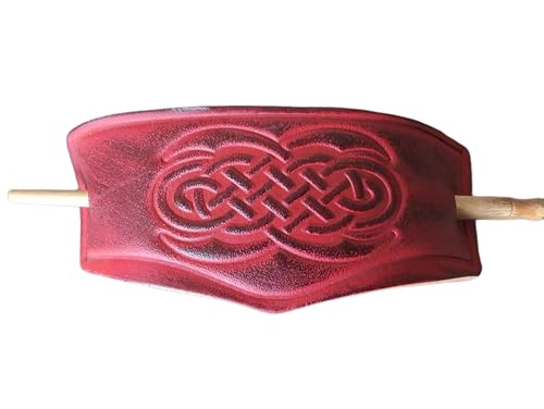 Haarnadel, Rinderleder, Halle15 Keltischer Knoten, rot Haarnadel, Rinderleder, Halle15 Keltischer Knoten, rot von Halle 15 Clothes