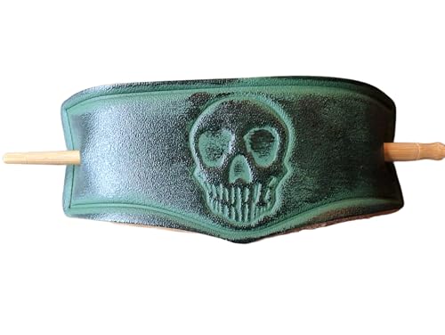 Haarnadel aus Rinderleder mit Totenkopf-Motiv, grün, für Frauen, Cosplay, Länge ca. 15 cm Haarnadel aus Rinderleder mit Totenkopf-Motiv, grün, für Frauen, Cosplay, Länge ca. 15 cm von Halle 15 Clothes