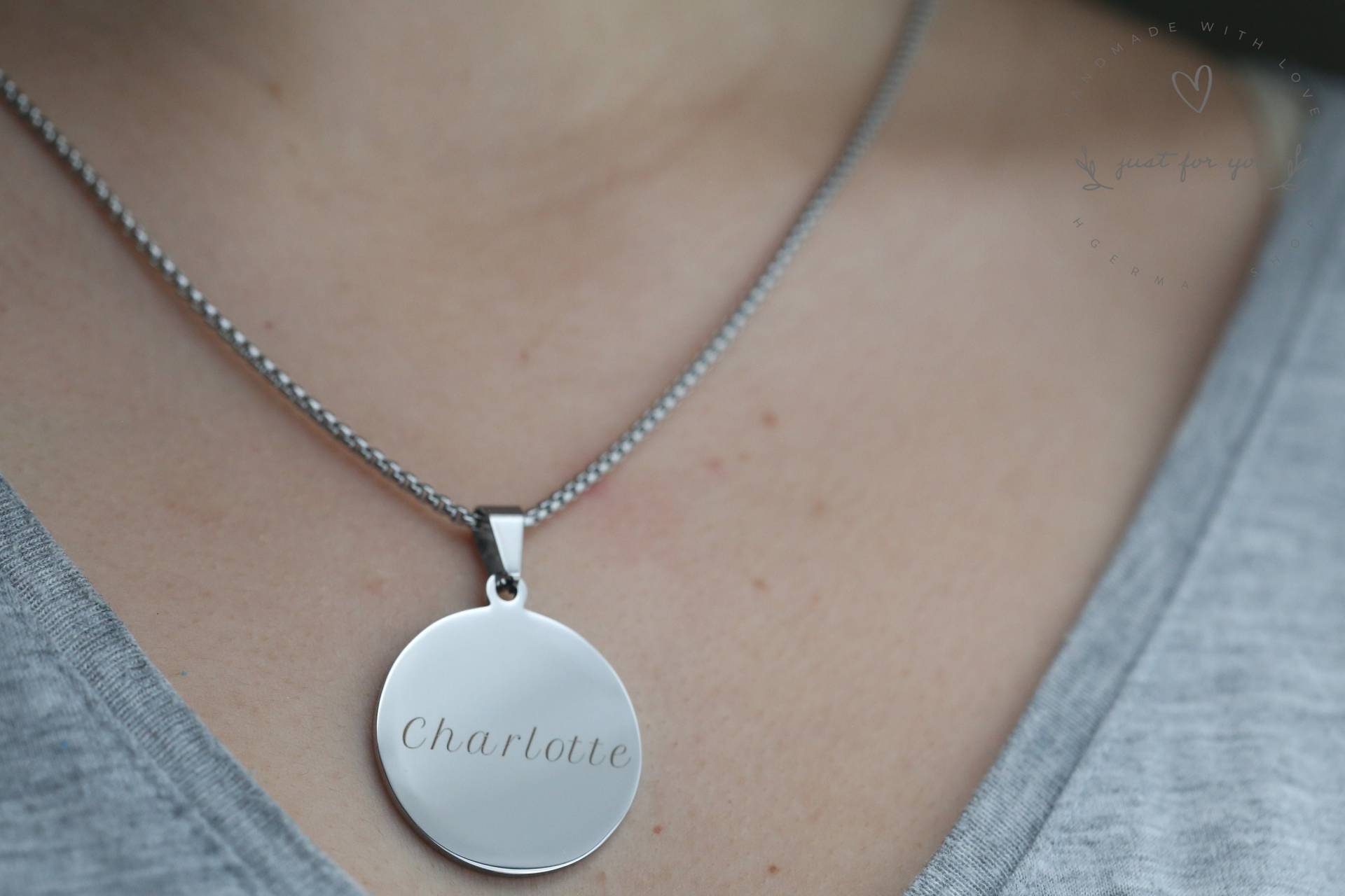 Personalisierte Gravur Halskette, Scheibe Namenskette, Handgemachter Schmuck, Geschenke Personalisiert, Silber Für Sie von HgermanShop