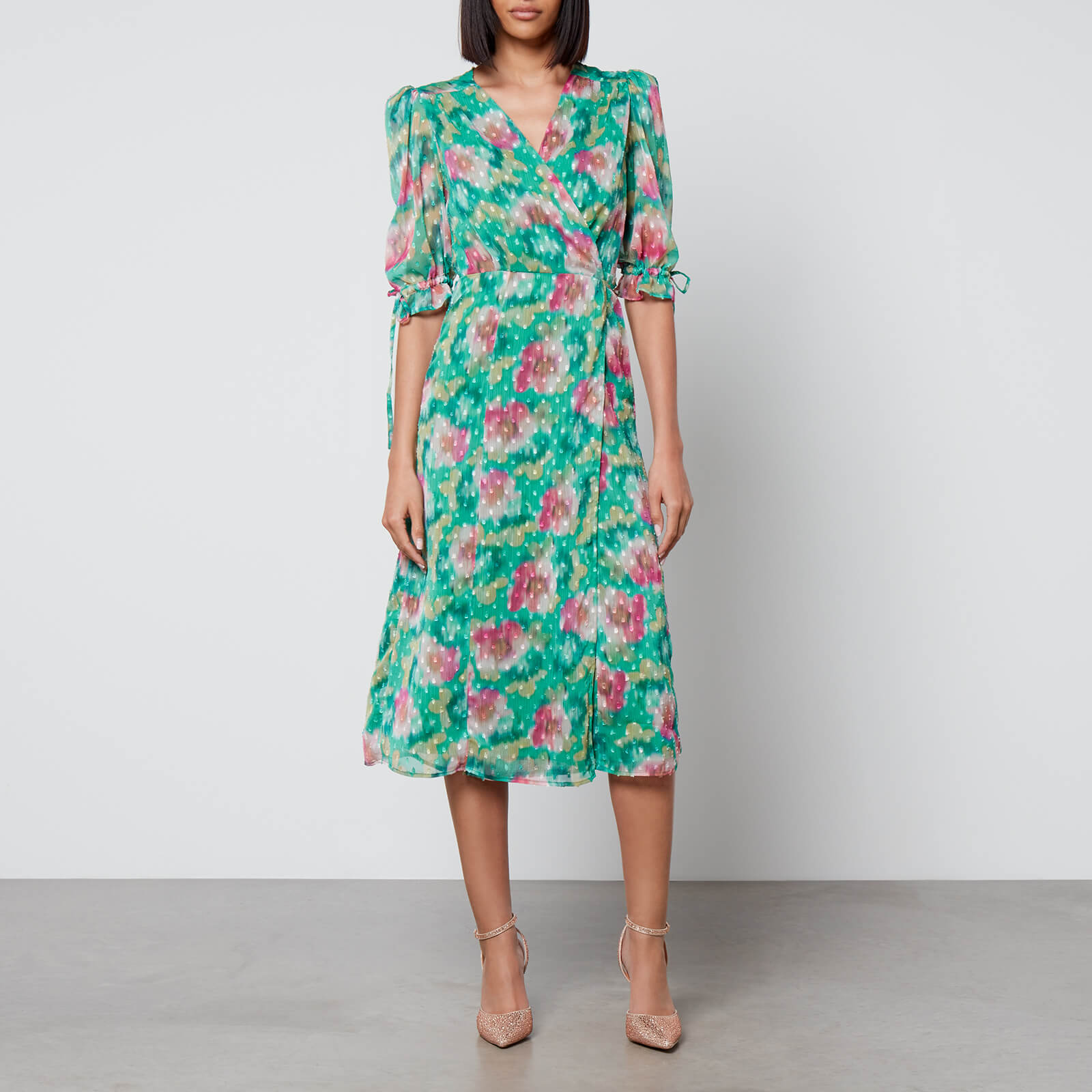 Hope & Ivy Kajsa Floral Fil Coupé Wrap Midi Dress - UK 6 von Hope & Ivy